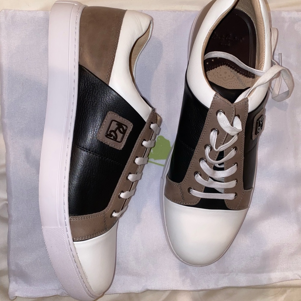 Robert Graham brown tennis shoes